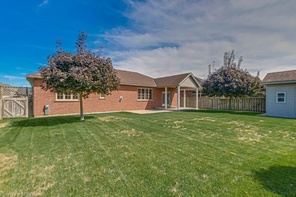 26 VIOLA Court, Delhi, Ontario, Canada