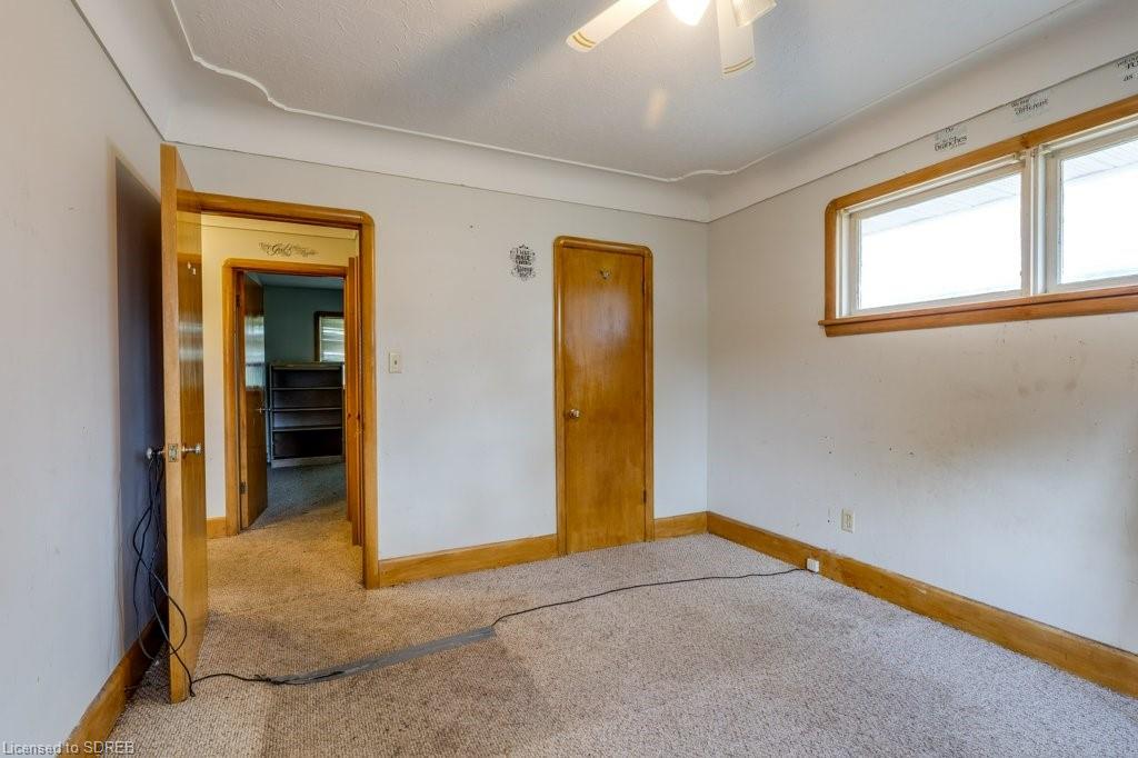 60 ADAMS Avenue, Delhi, Ontario, Canada
