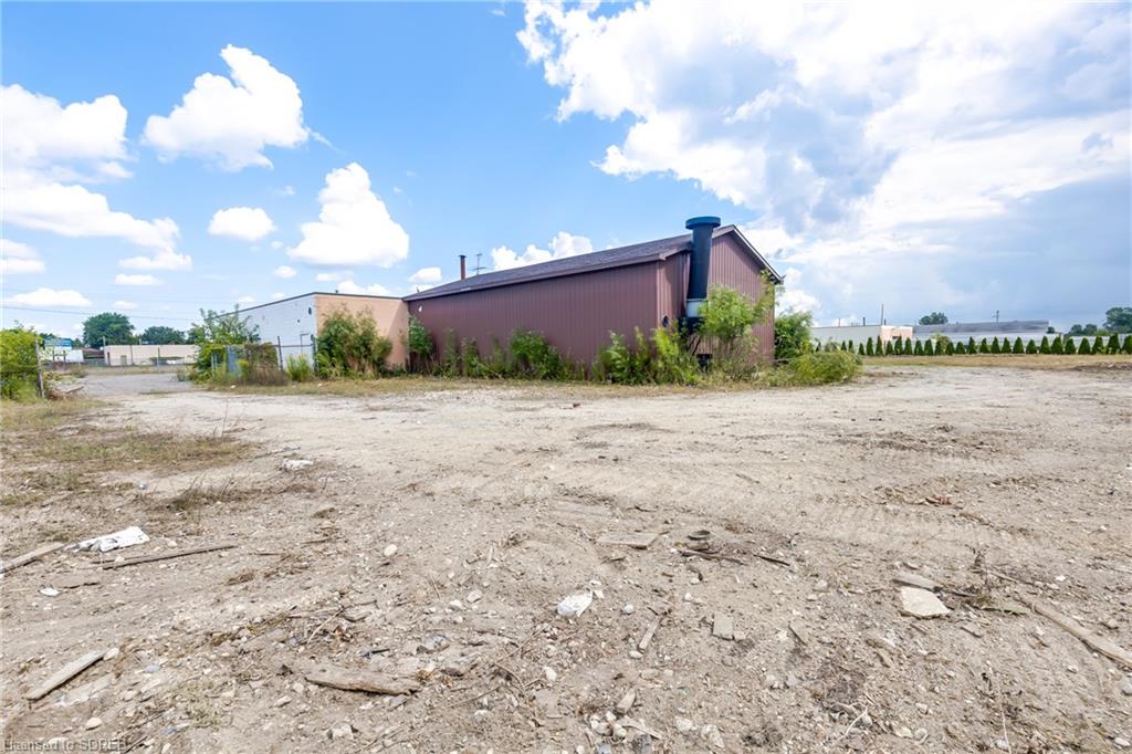 10 INDUSTRIAL Road, Delhi, Ontario, Canada