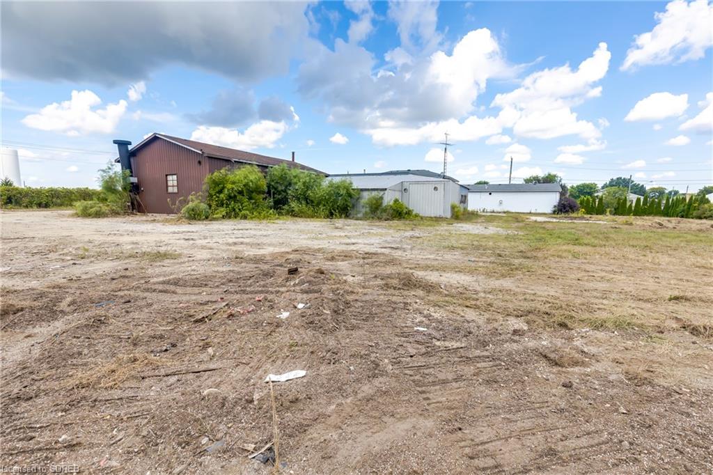 10 INDUSTRIAL Road, Delhi, Ontario, Canada
