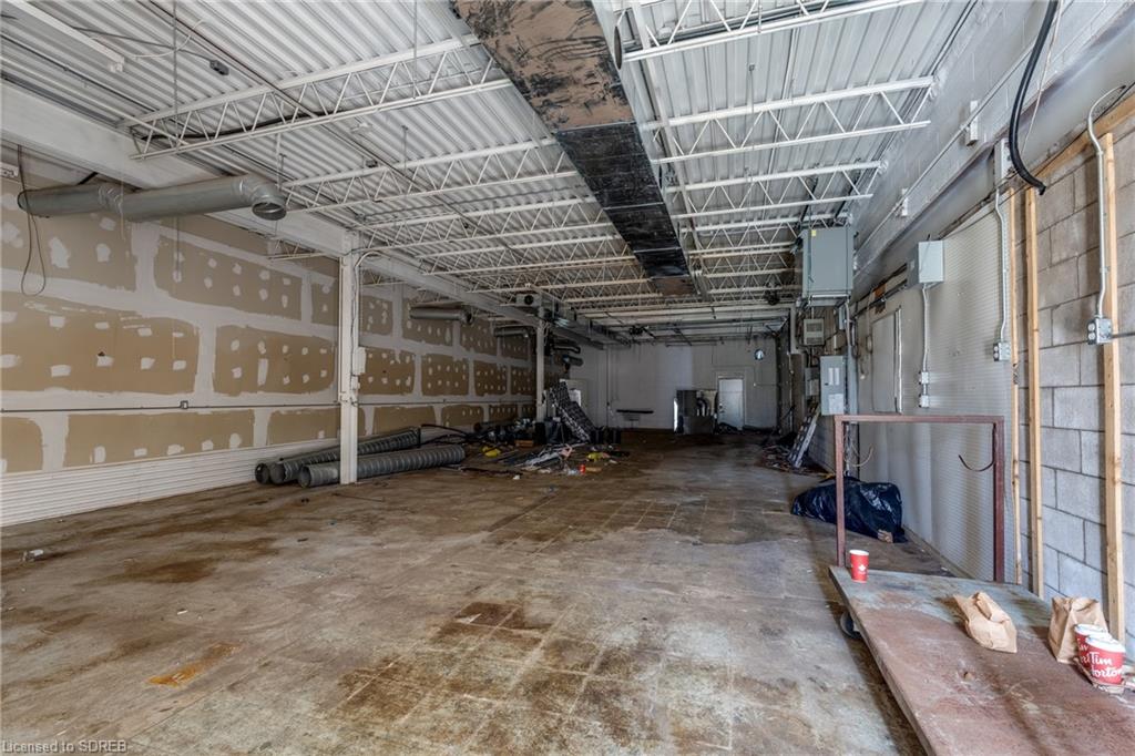 10 INDUSTRIAL Road, Delhi, Ontario, Canada