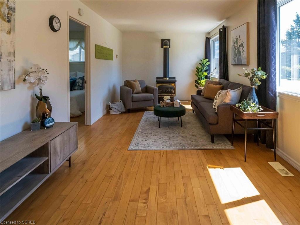60 PROSPECT Street, Port Dover, Ontario, Canada