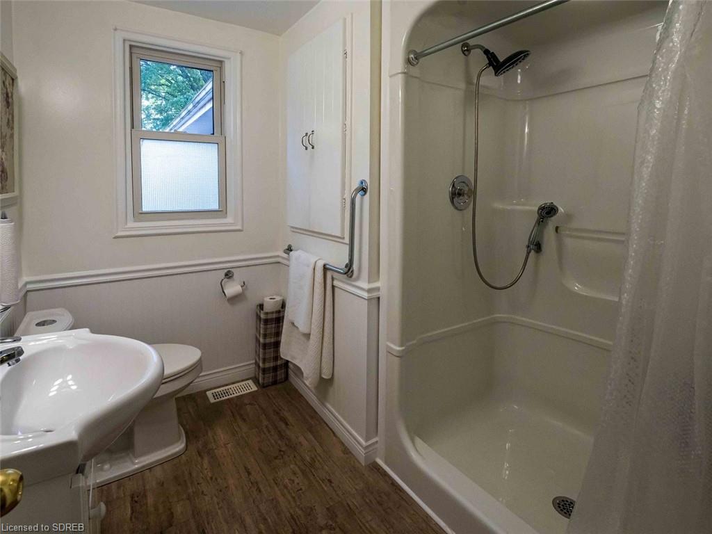 60 PROSPECT Street, Port Dover, Ontario, Canada
