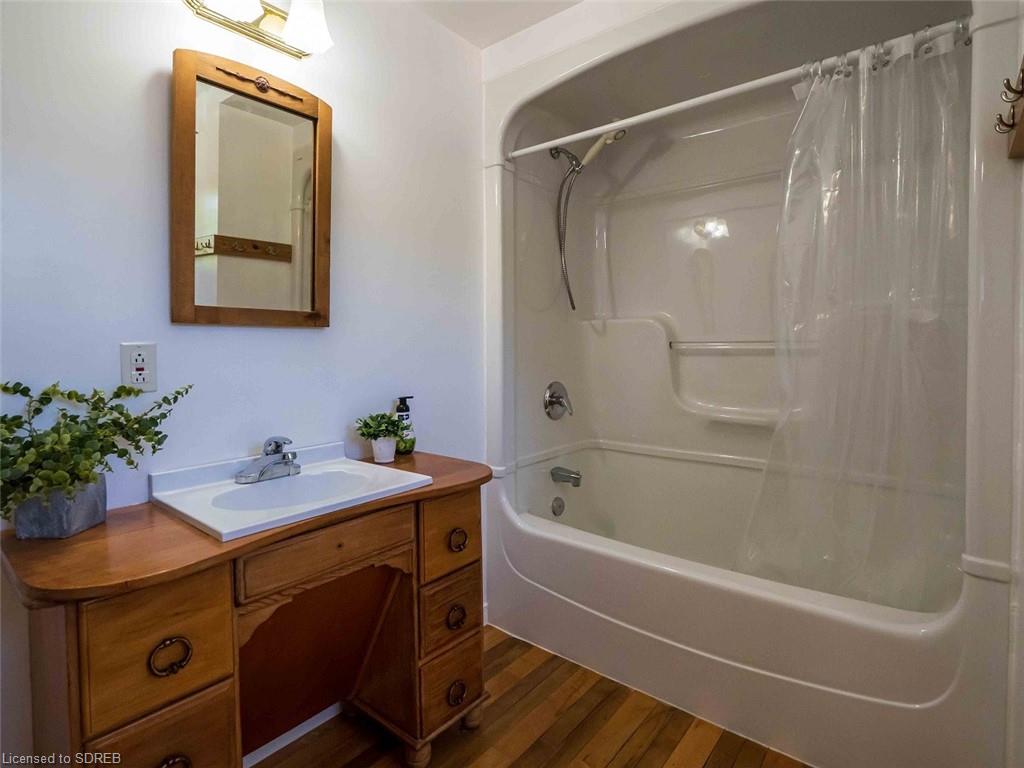 60 PROSPECT Street, Port Dover, Ontario, Canada