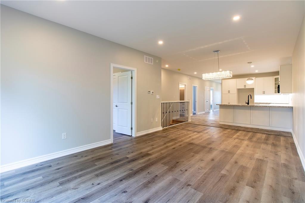 819 MAIN Street, Port Dover, Ontario, Canada