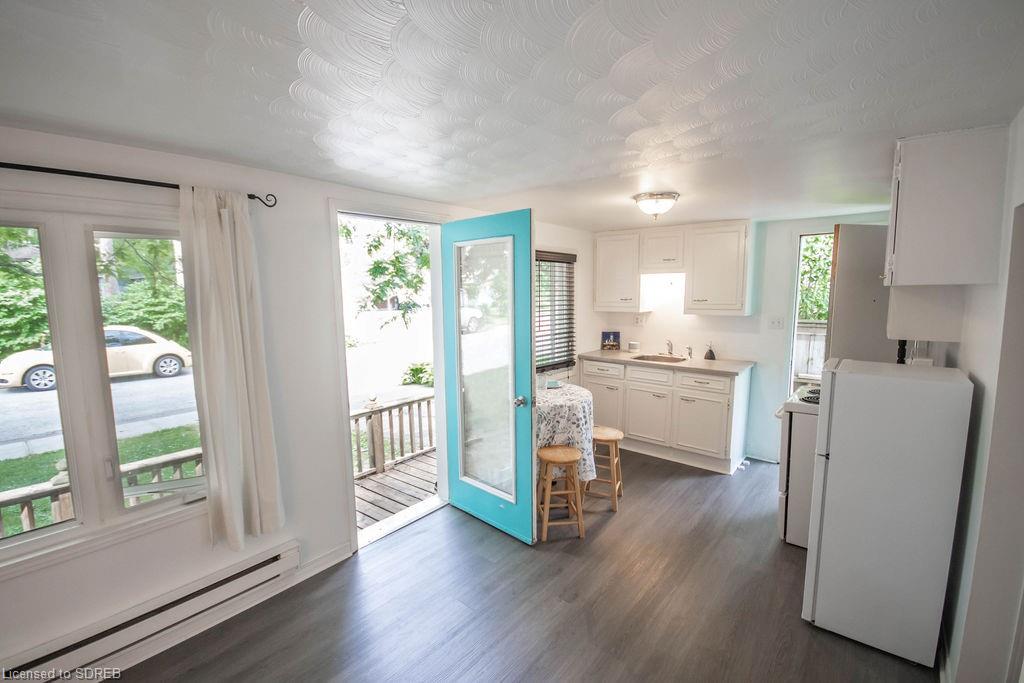 30 GLENWOOD Street, Port Dover, Ontario, Canada
