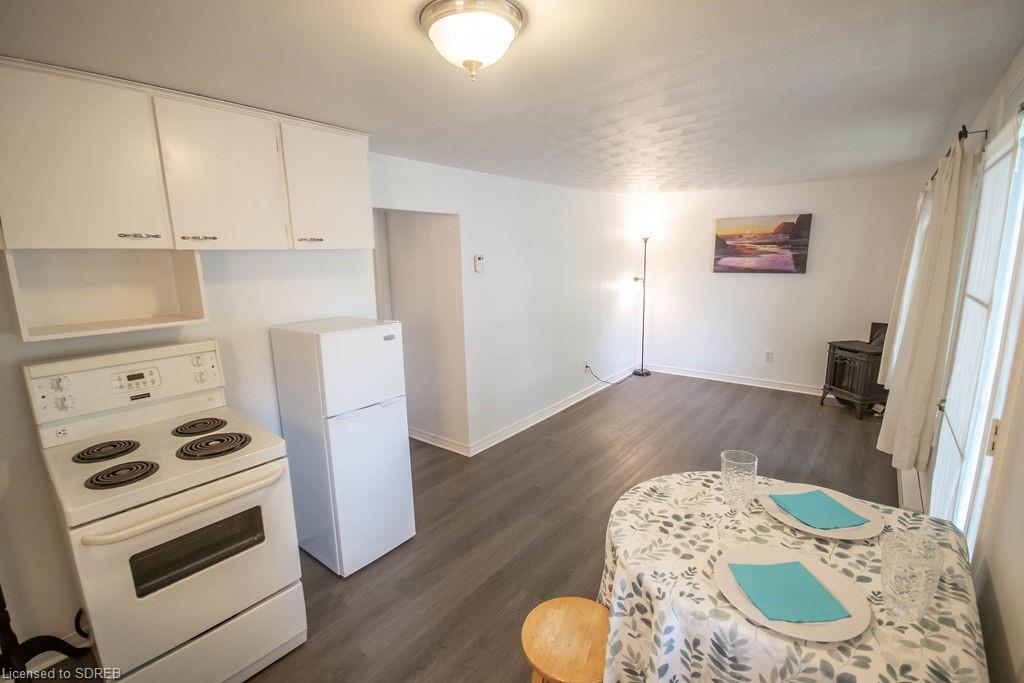 30 GLENWOOD Street, Port Dover, Ontario, Canada