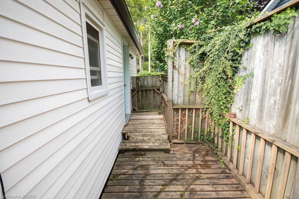 30 GLENWOOD Street, Port Dover, Ontario, Canada