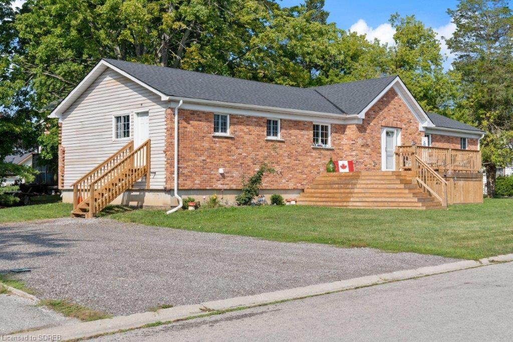 16 CHESTNUT Street, Port Rowan, Ontario, Canada