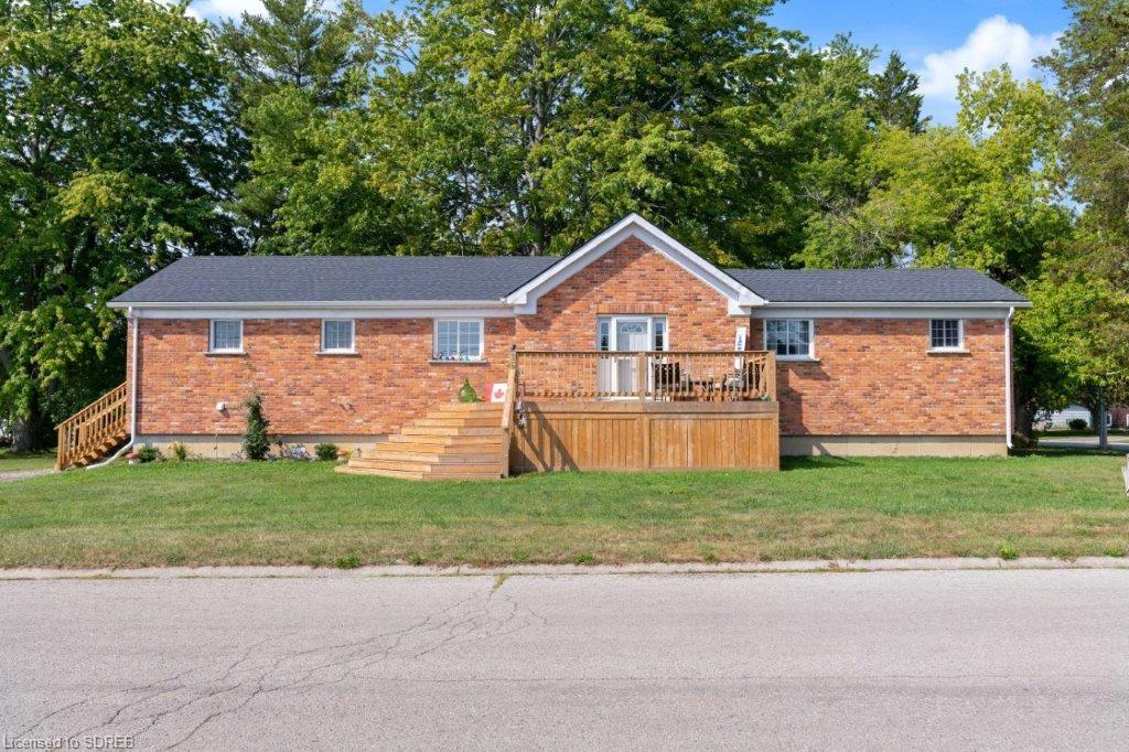 16 CHESTNUT Street, Port Rowan, Ontario, Canada