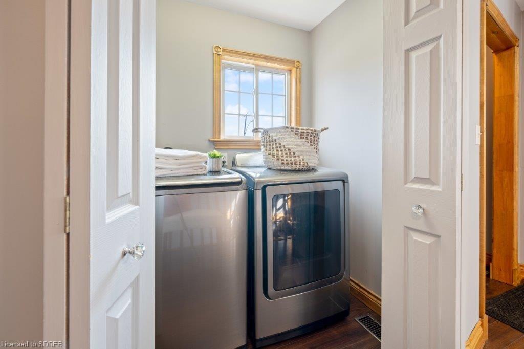 16 CHESTNUT Street, Port Rowan, Ontario, Canada