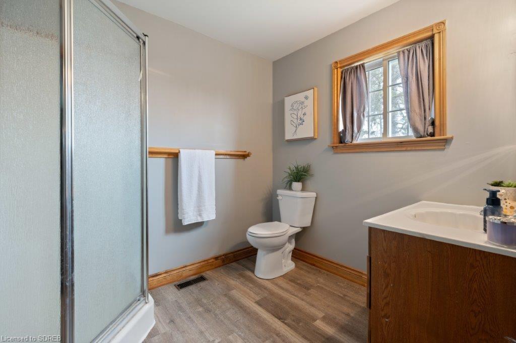 16 CHESTNUT Street, Port Rowan, Ontario, Canada