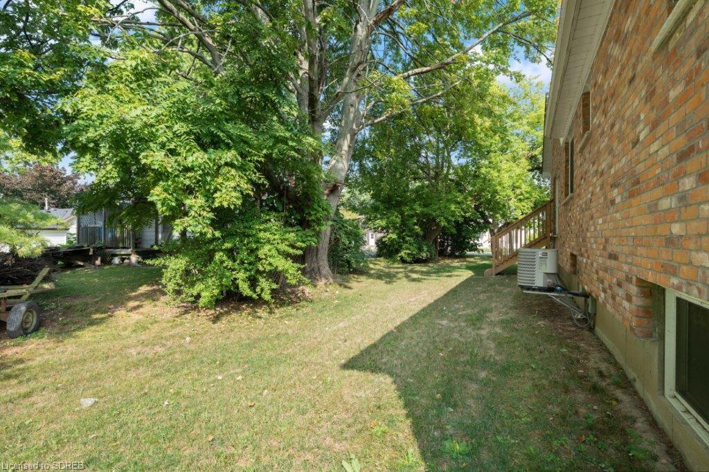 16 CHESTNUT Street, Port Rowan, Ontario, Canada