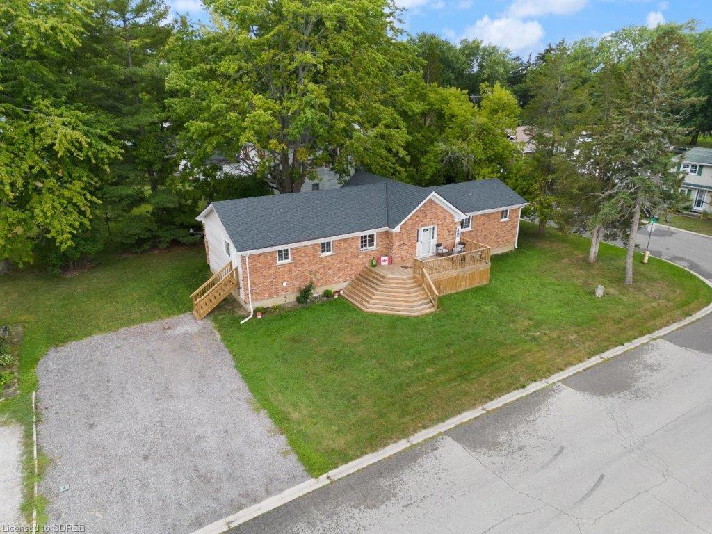 16 CHESTNUT Street, Port Rowan, Ontario, Canada