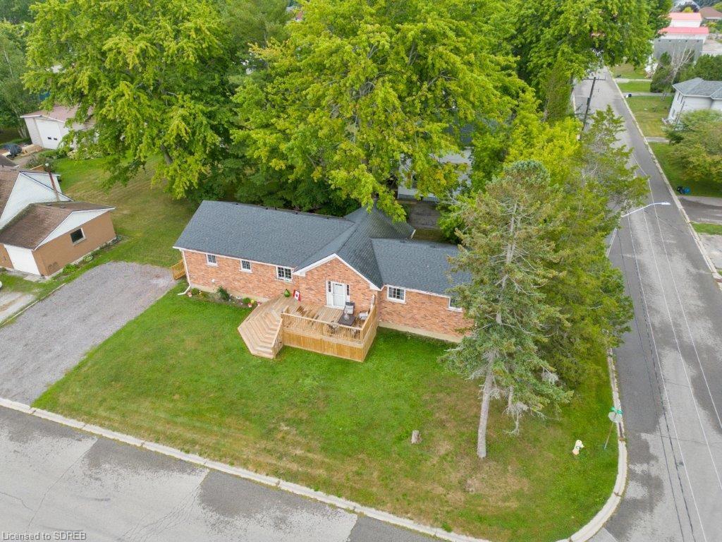 16 CHESTNUT Street, Port Rowan, Ontario, Canada