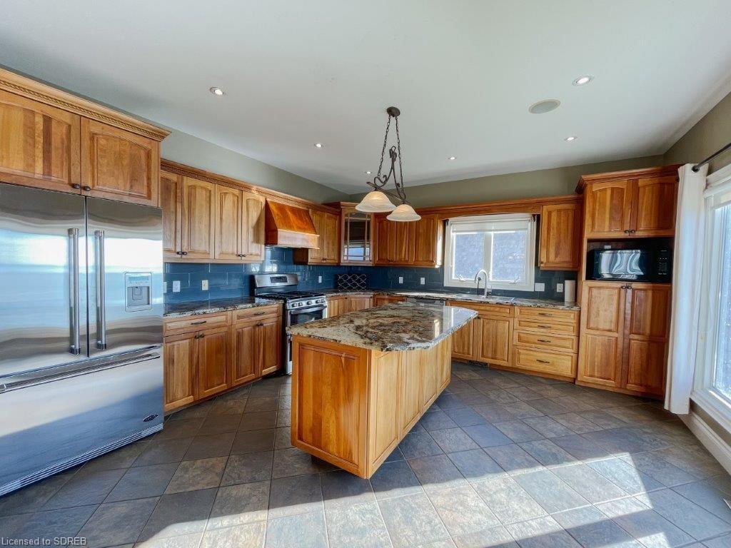 140 BROWN Street, Port Dover, Ontario, Canada