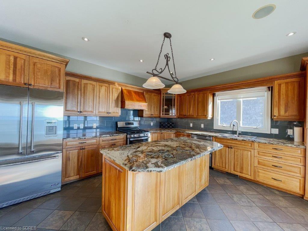 140 BROWN Street, Port Dover, Ontario, Canada