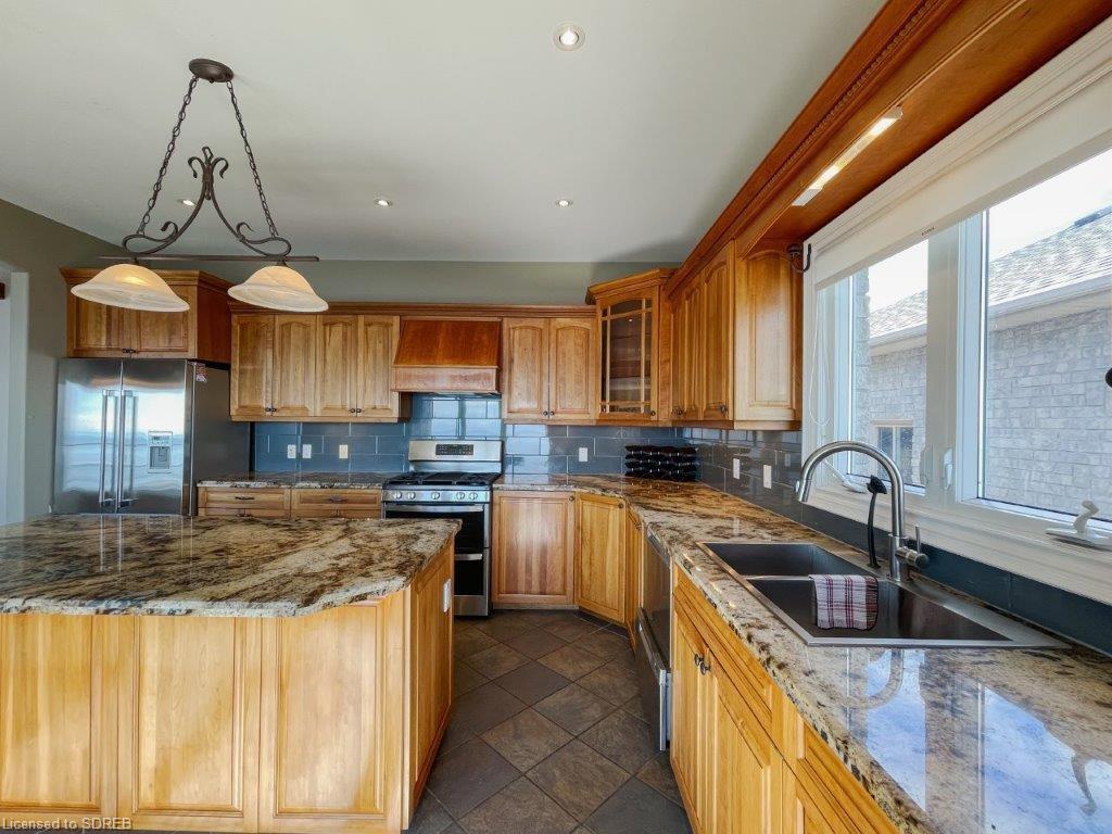 140 BROWN Street, Port Dover, Ontario, Canada
