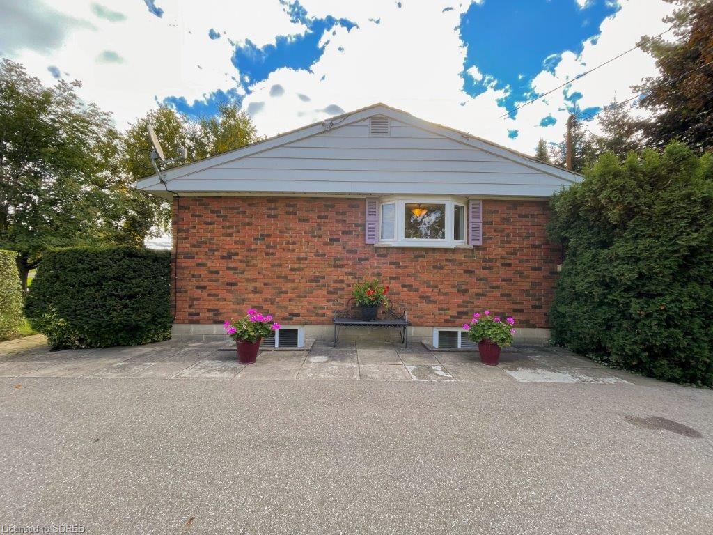 276 MONTCLAIR CRESCENT, Waterford, Ontario, Canada