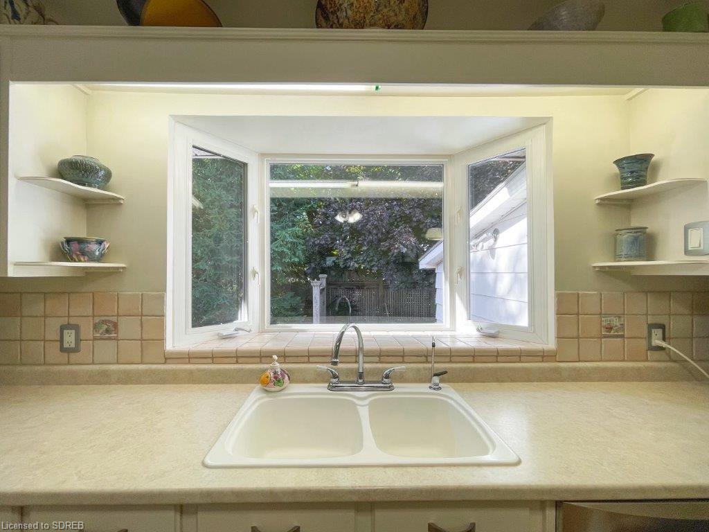 276 MONTCLAIR CRESCENT, Waterford, Ontario, Canada