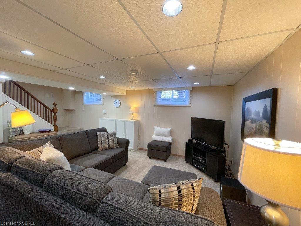 276 MONTCLAIR CRESCENT, Waterford, Ontario, Canada