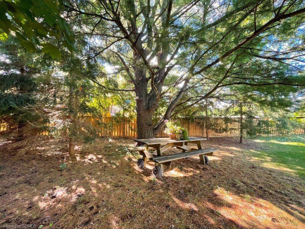 276 MONTCLAIR CRESCENT, Waterford, Ontario, Canada
