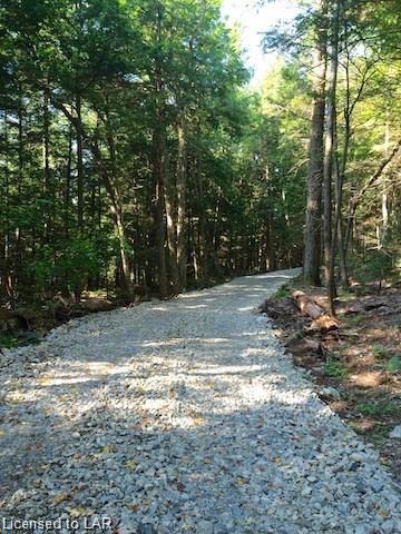 - NORTH KENNISIS Drive, Haliburton Ontario, Canada
