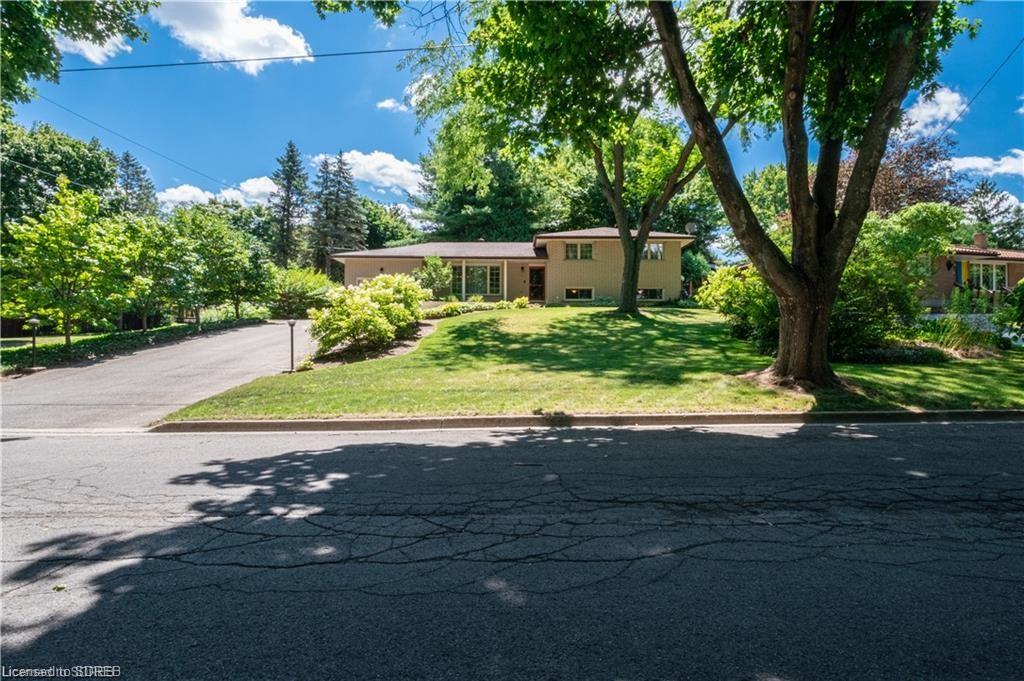 12 SUNSET Drive, Simcoe, Ontario, Canada