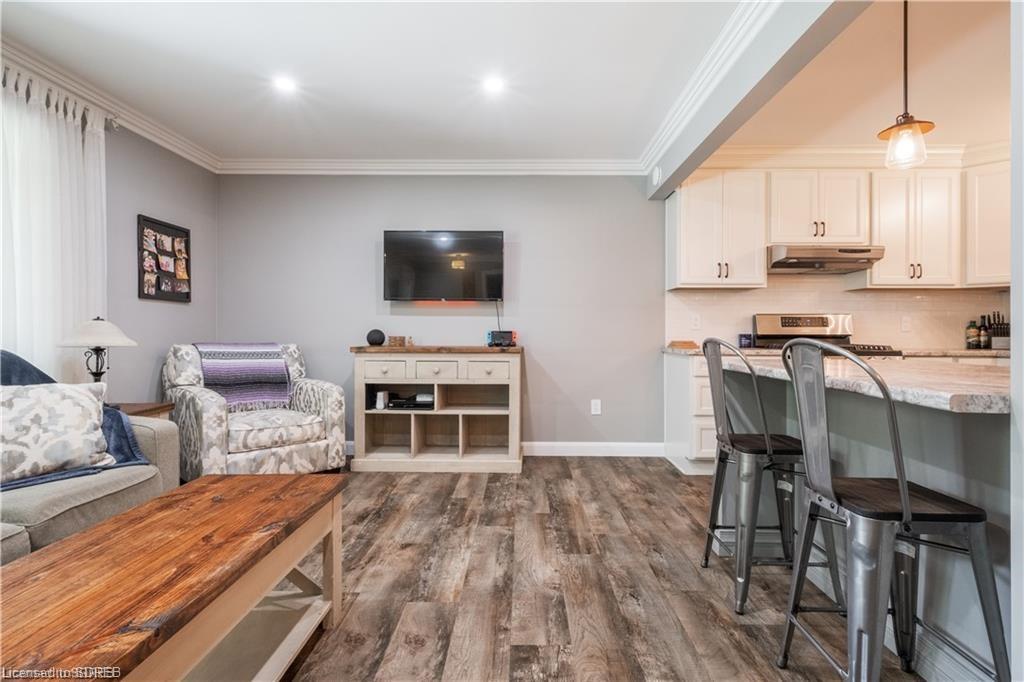 12 SUNSET Drive, Simcoe, Ontario, Canada