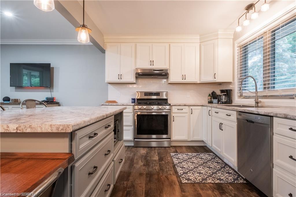 12 SUNSET Drive, Simcoe, Ontario, Canada
