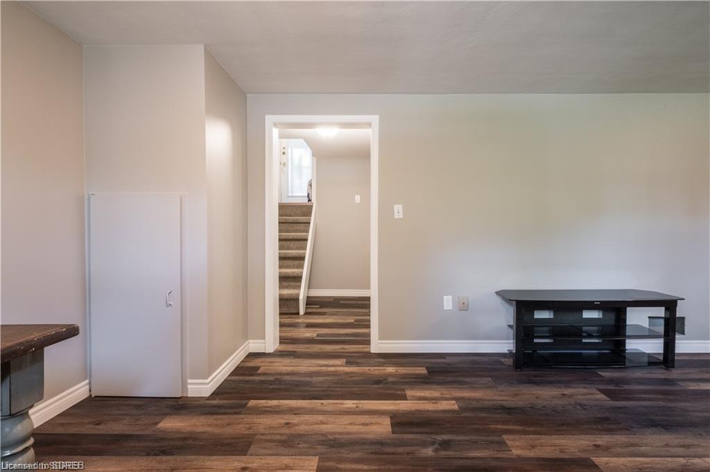 12 SUNSET Drive, Simcoe, Ontario, Canada