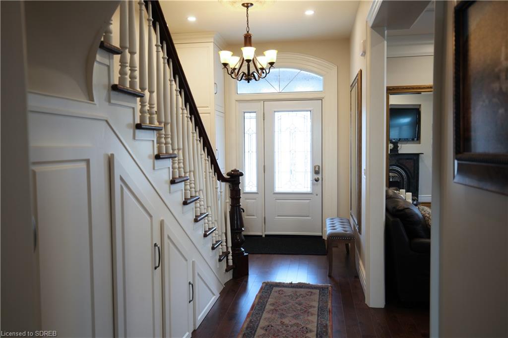 12 CHAPMAN Street W, Port Dover, Ontario, Canada