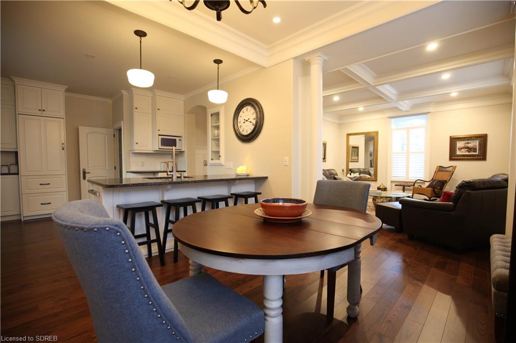 12 CHAPMAN Street W, Port Dover, Ontario, Canada