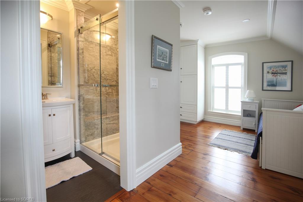 12 CHAPMAN Street W, Port Dover, Ontario, Canada