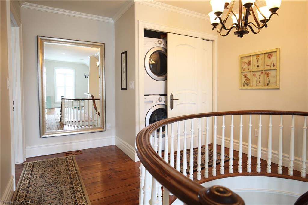 12 CHAPMAN Street W, Port Dover, Ontario, Canada