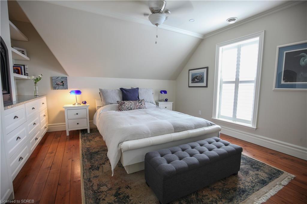 12 CHAPMAN Street W, Port Dover, Ontario, Canada