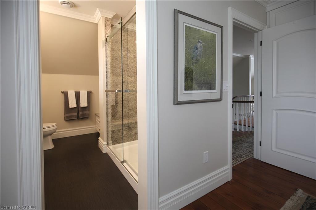 12 CHAPMAN Street W, Port Dover, Ontario, Canada