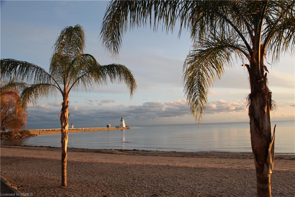 12 CHAPMAN Street W, Port Dover, Ontario, Canada