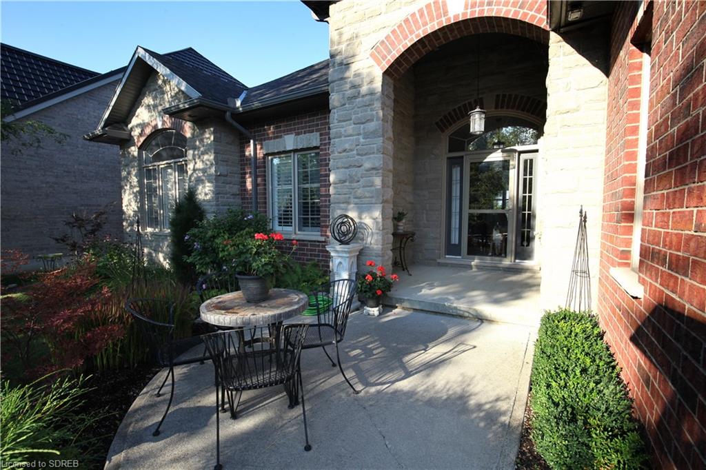 71 NEWPORT Lane, Port Dover, Ontario, Canada