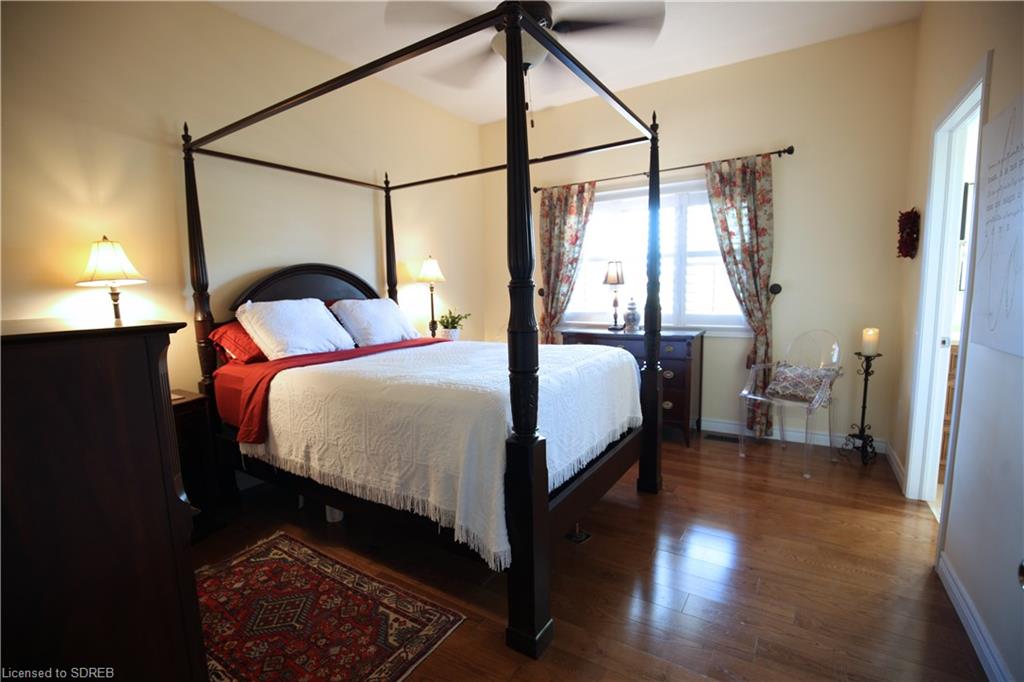 71 NEWPORT Lane, Port Dover, Ontario, Canada