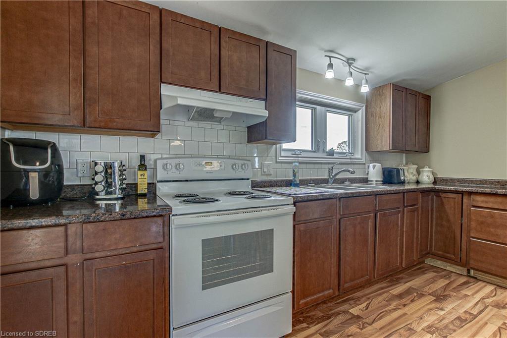 1270 NORFOLK COUNTY 28 Road, Frogmore, Ontario, Canada