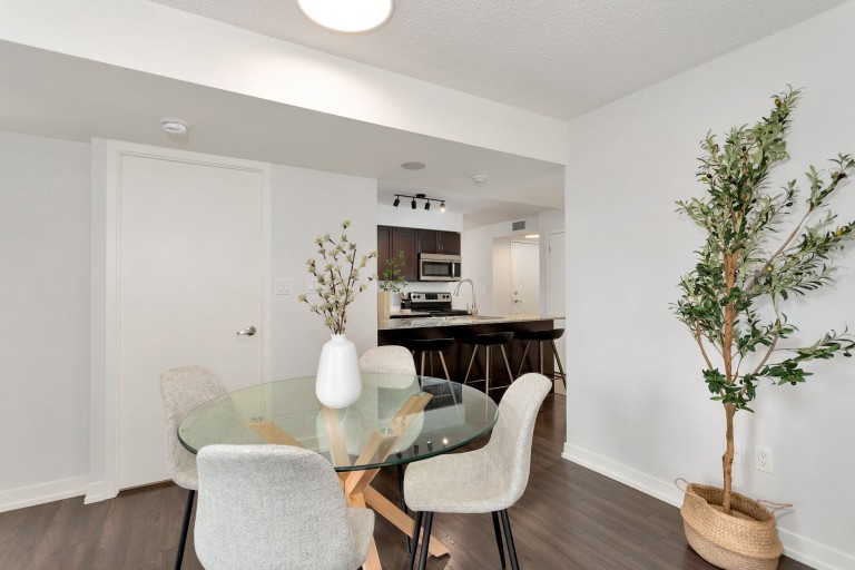 816 Lansdowne Avenue, Unit 517, Toronto, Ontario, Canada photo 10