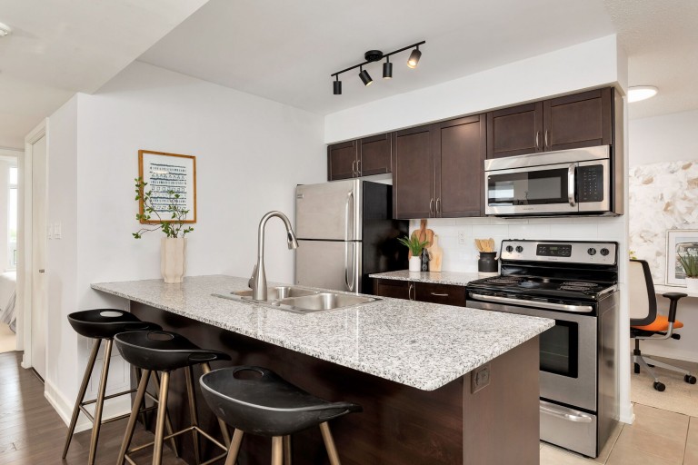816 Lansdowne Avenue, Unit 517, Toronto, Ontario, Canada photo 12