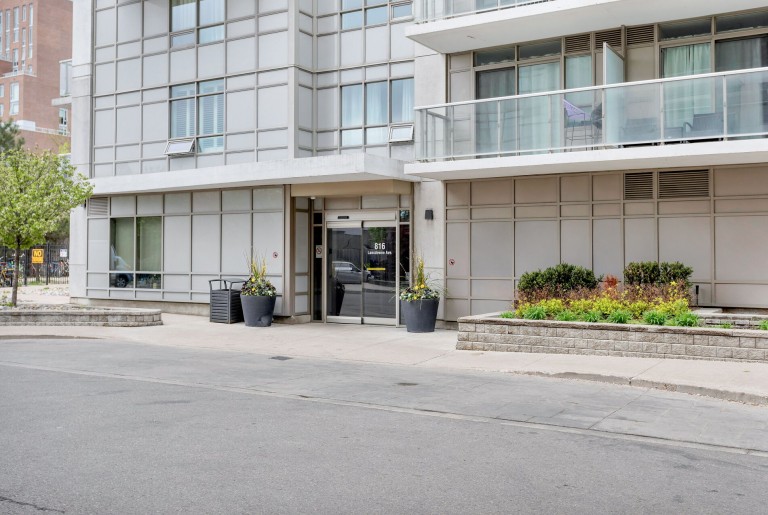 816 Lansdowne Avenue, Unit 517, Toronto, Ontario, Canada photo 2