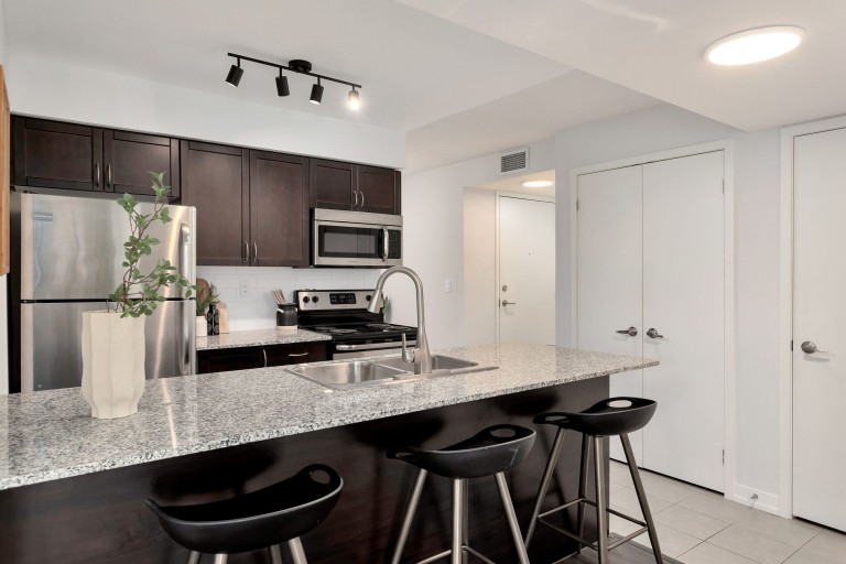 816 Lansdowne Avenue, Unit 517, Toronto, Ontario, Canada photo 13