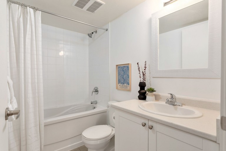 816 Lansdowne Avenue, Unit 517, Toronto, Ontario, Canada photo 22