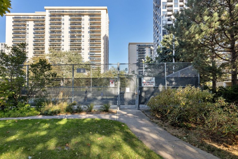 50 Quebec Avenue, Unit 1203, Toronto, Ontario, Canada photo 32