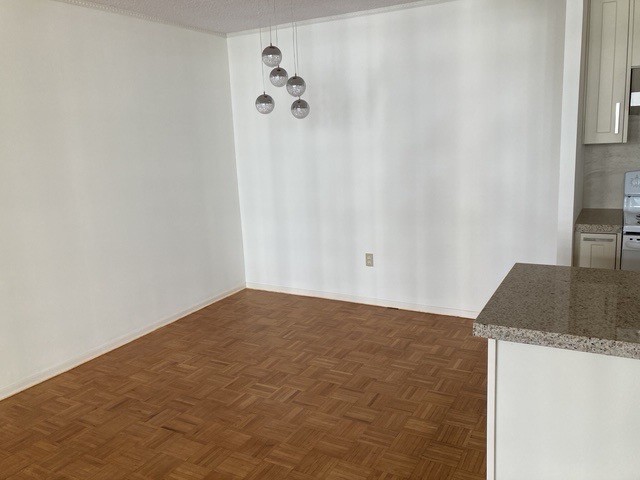 50 Quebec Avenue, Unit 1203, Toronto, Ontario, Canada photo 8