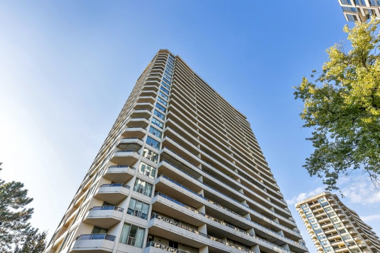 50 Quebec Avenue, Unit 1203, Toronto, Ontario, Canada photo 2