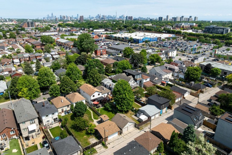 30 Mould Avenue, Toronto, Ontario, Canada photo 45